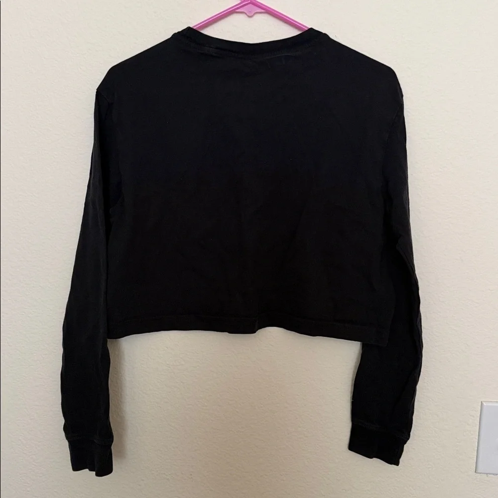 Nike Lucky Cat Graphic Long Sleeve Cropped T Shirt